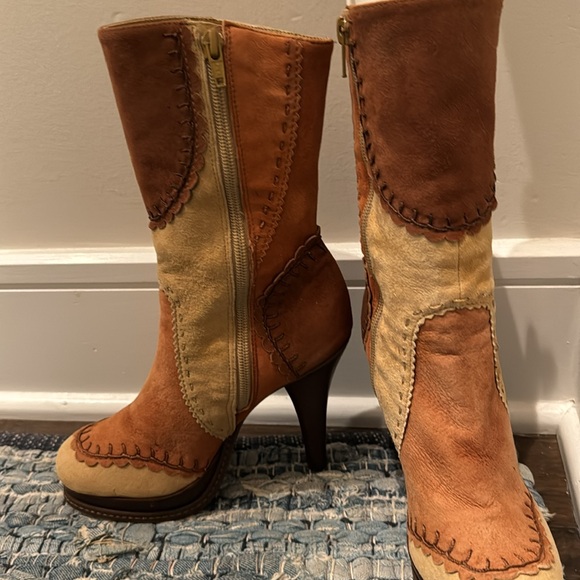 Vintage Vince Camuto Mid Calf Suede Patch Boots - Picture 5 of 16